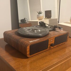 Udreamer Wood Finish Turntable Record Player with Bluetooth